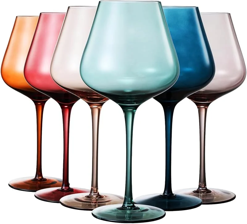 Besuche den The Wine Savant-Store Wunderschöne, farbige Weingläser, Kristallglas, groß, 590 ml, Stiel, mehrfarbig, Geschenk-Set für sie, Ehefrau, Mutter, Freundin, buntes Trinkgeschirr, Wasser, Wein, Cocktail, 6 Stück — Wein und Festtafel