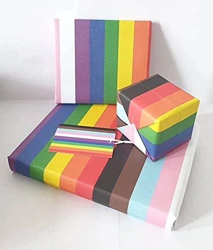Marke: DJC BOUTIQUE Progress Geschenkpapier mit Regenbogen-Flagge, Öko-Papier und Geschenkanhänger, 2, 4 oder 10 Stück, Pride Rainbow (4 Stück) — Geschenkverpackung