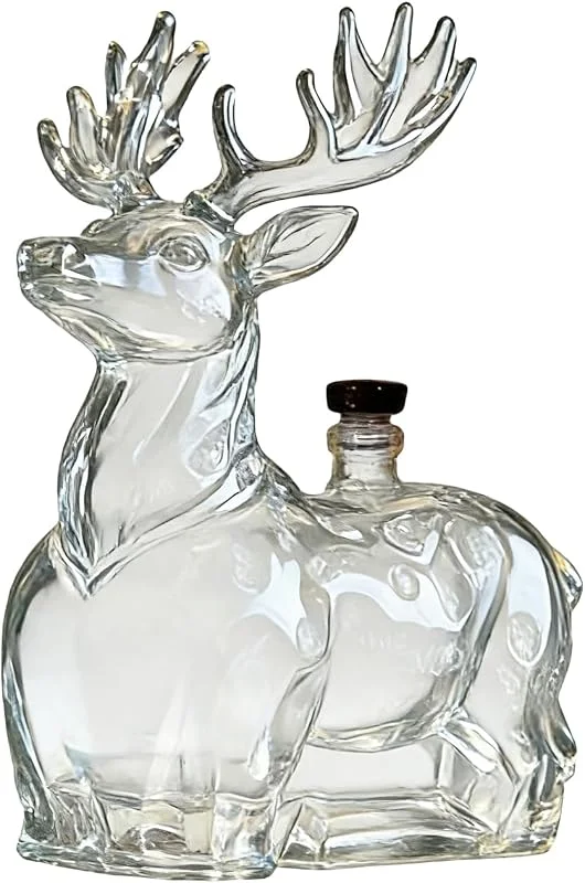 Marke: Generic Alkoholflaschen Lustiges Glas mit Hirsch — Wein und Festtafel