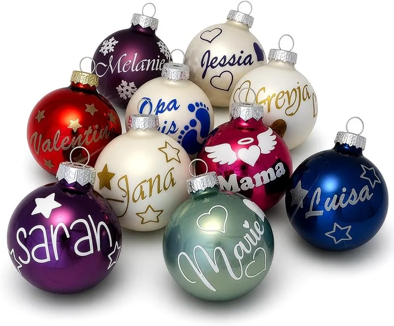 Besuche den AURIMELLYS-Store Wunschname I Wunschfarbe I Wunschmotiv I personalisiere Deine Weihnachtkugel (*Überraschungsfarbe, 6 cm, matt) — Weihnachtsdeko