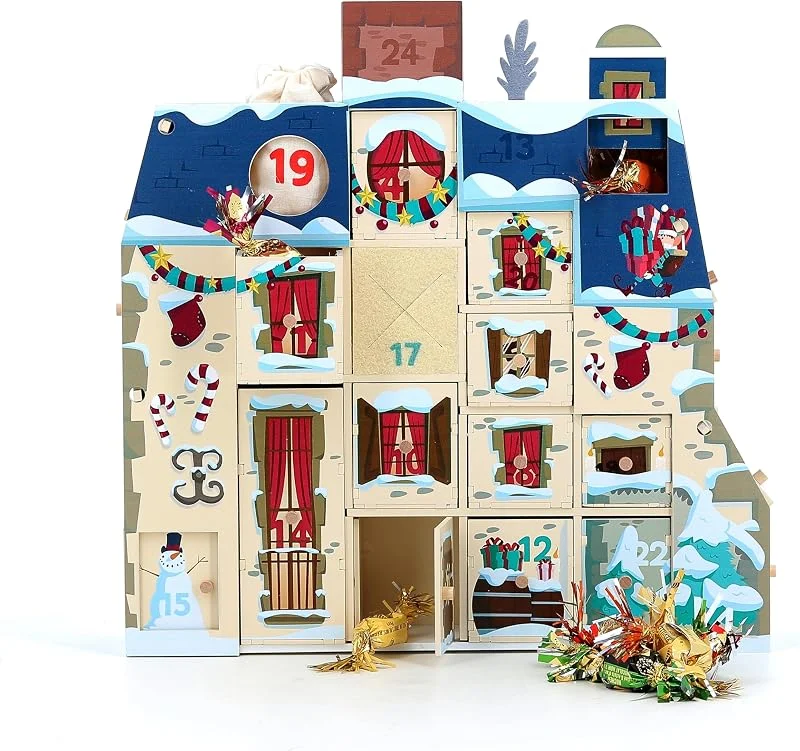 Marke: Vilac VILAC - Adventshaus zum Personalisieren – Dekoration & Geschenke – 1 Kalender aus Holz zum Befüllen – Lernspiele für Kinder aus Holz – Spielzeug für Kinder ab 12 Monaten – 1224 — Advent und Tisch