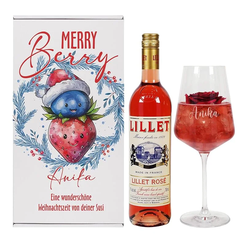 Besuche den Herz & Heim-Store Herz & Heim® Geschenkset für verschiedene Anlässe mit graviertem Weinglas, 1 Flasche Lillet und Geschenkbox (Rosé - Merry Berry) — Geschenkverpackung