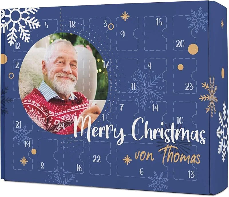 Besuche den GRAVURZEILE-Store GRAVURZEILE – DIY Adventskalender zum Befüllen – Fotomotiv Kreis – Weihnachtskalender Personalisiert mit Foto & Namen – 24 Fächer, Nikolaus & Heiligabend extra groß – Steckanleitung inklusive — Advent und Tisch