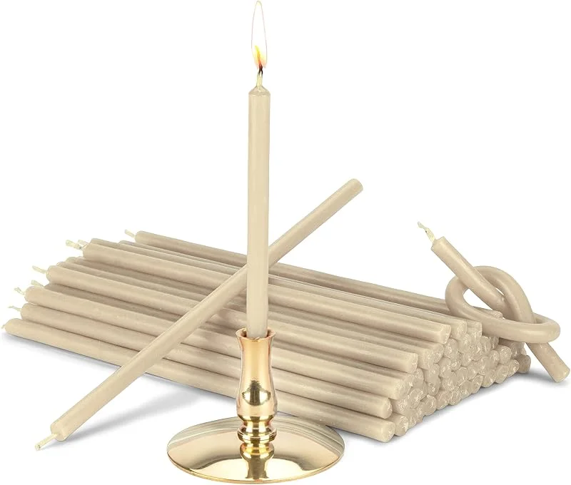 Besuche den NKlaus-Store NKlaus Kerzenhalter mit weißen Stabkerzen, 16cm, Paraffinwachs — Kerzenlicht Abendessen