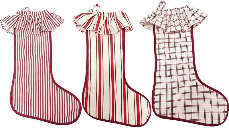 Marke: Ymxygz 3er-Set Retro-weihnachtsstrümpfe Karomuster Und Vertikalen Streifen, Rüschensocken, Süßigkeitentüten, Hängende Weihnachtsstrümpfe, Kamindekoration — Weihnachtsdeko